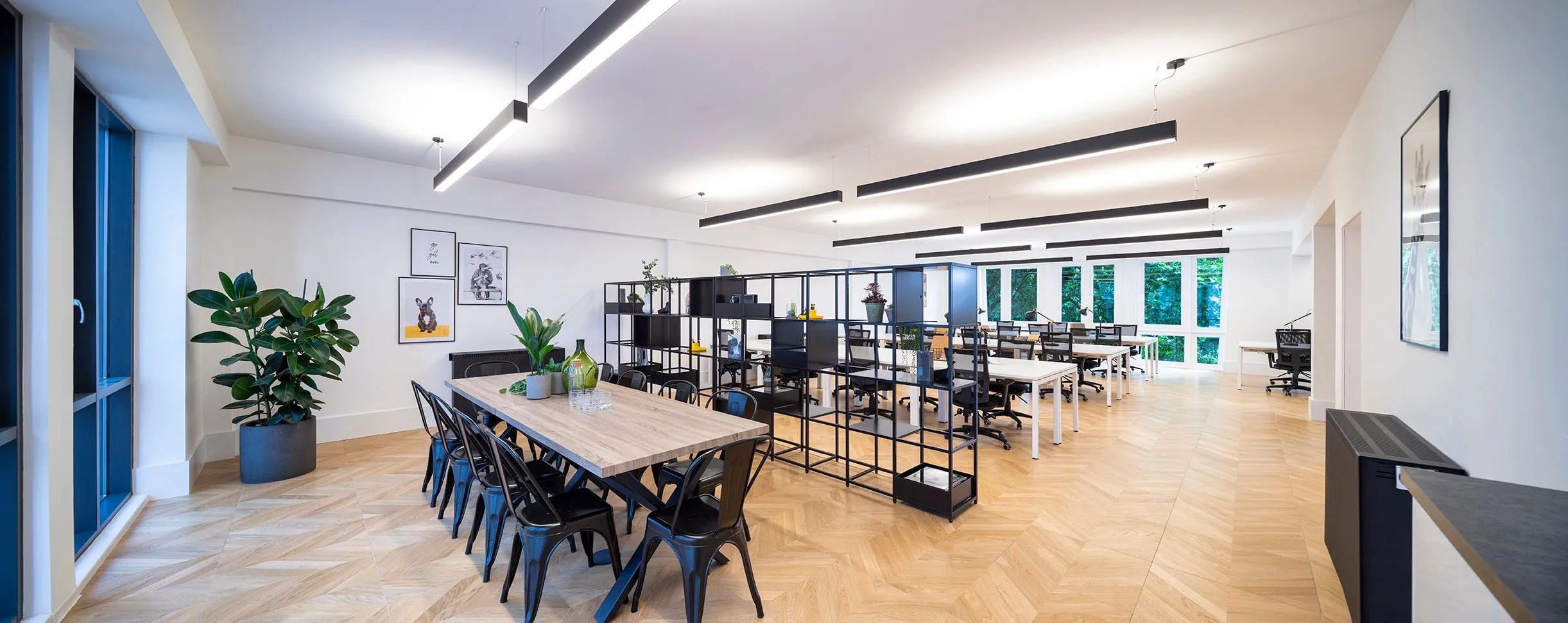 SLR, office interior by TSI Workspace, photo 4