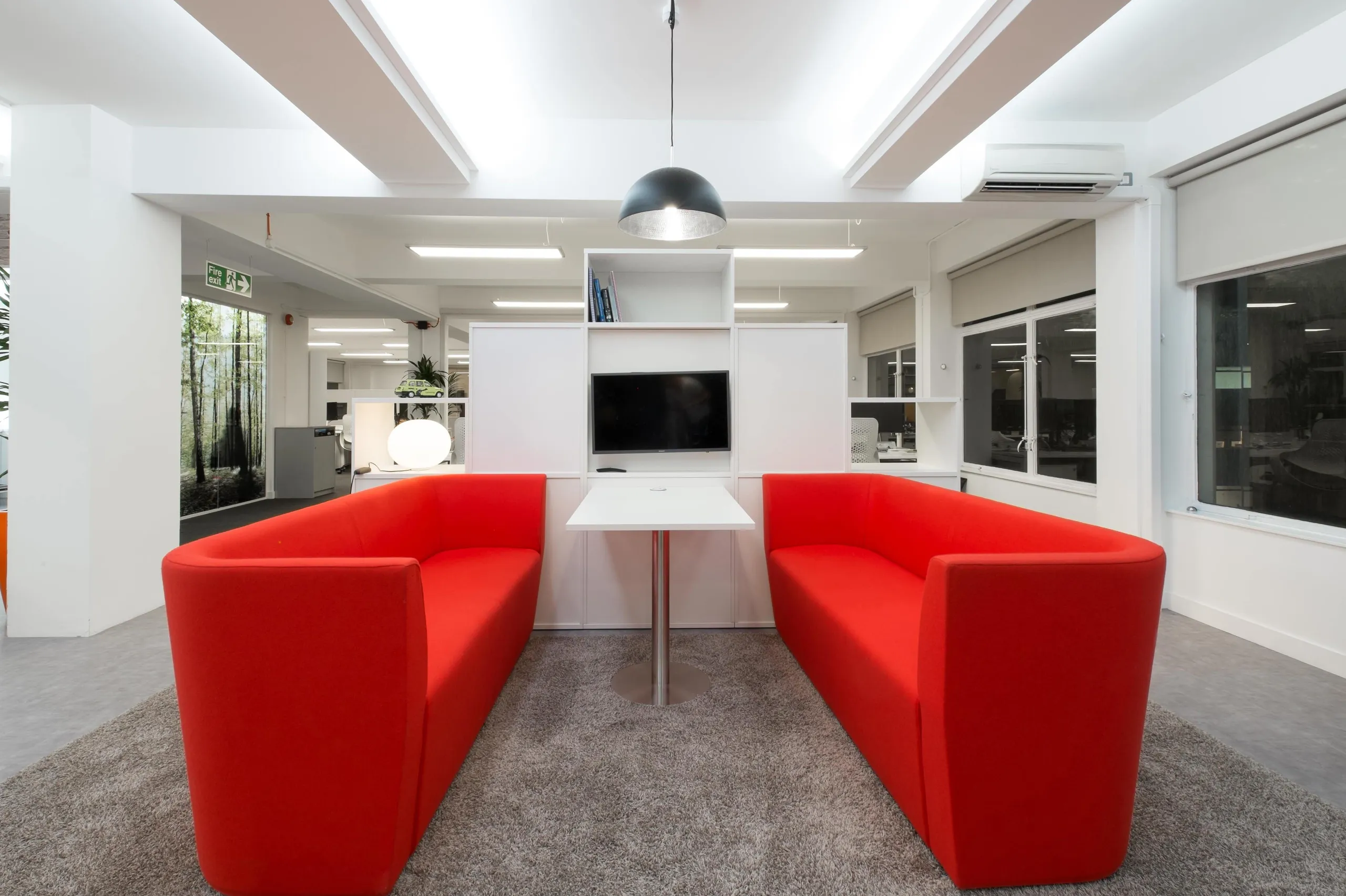 Now Pensions, office interior by TSI Workspace, photo 5