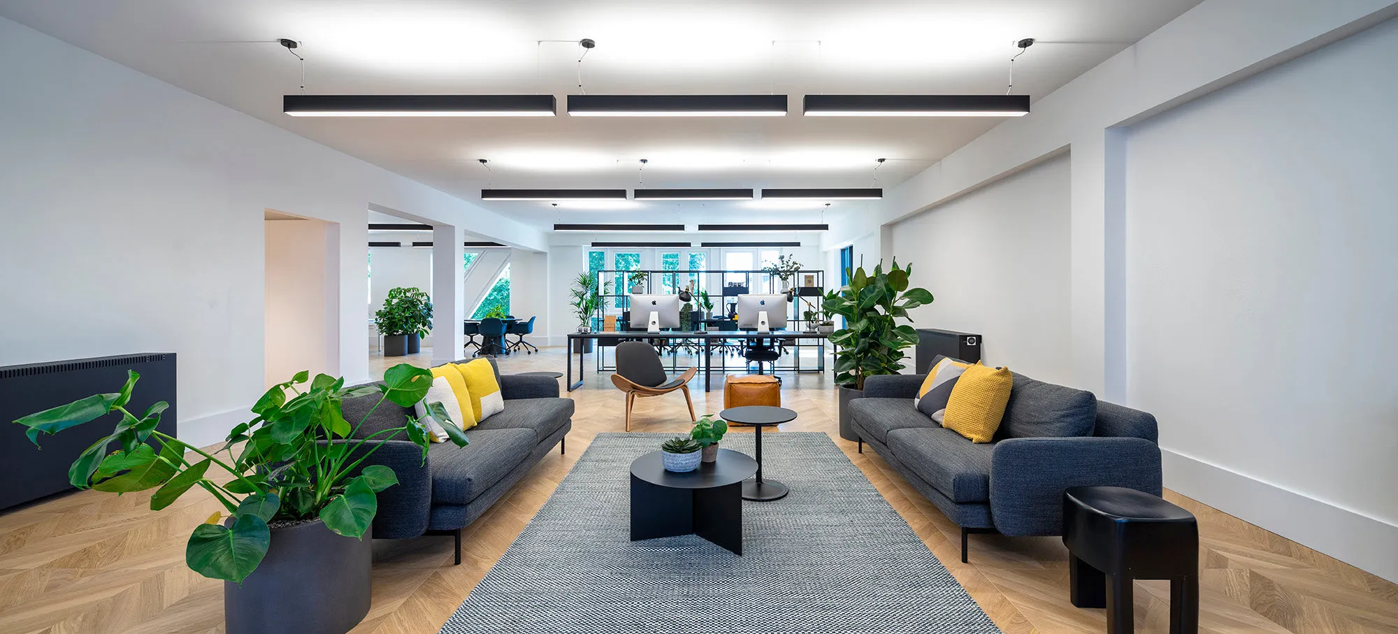 SLR, office interior by TSI Workspace, photo 6