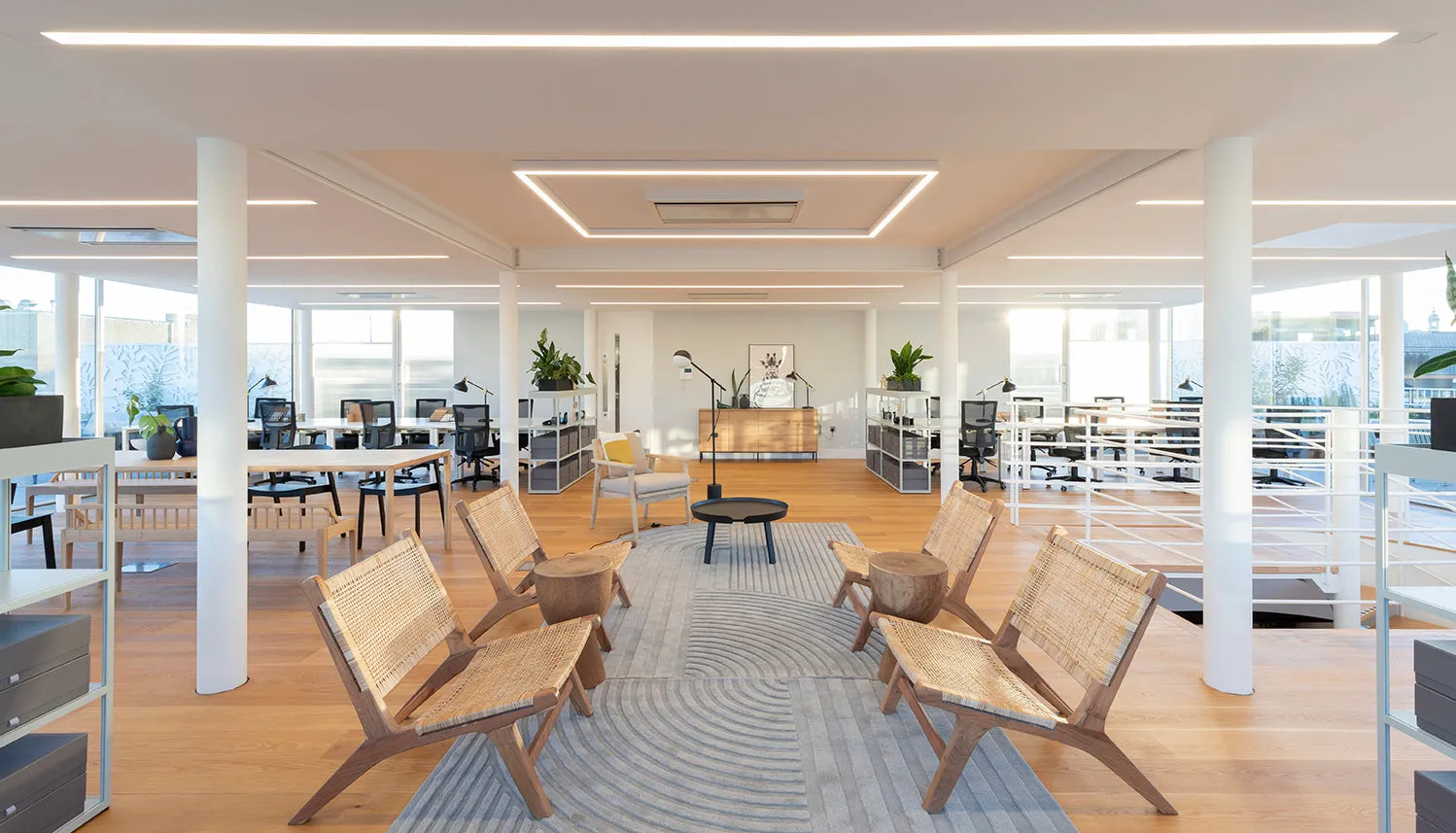 Nutmeg House - Penthouse, office interior by TSI Workspace, photo 3