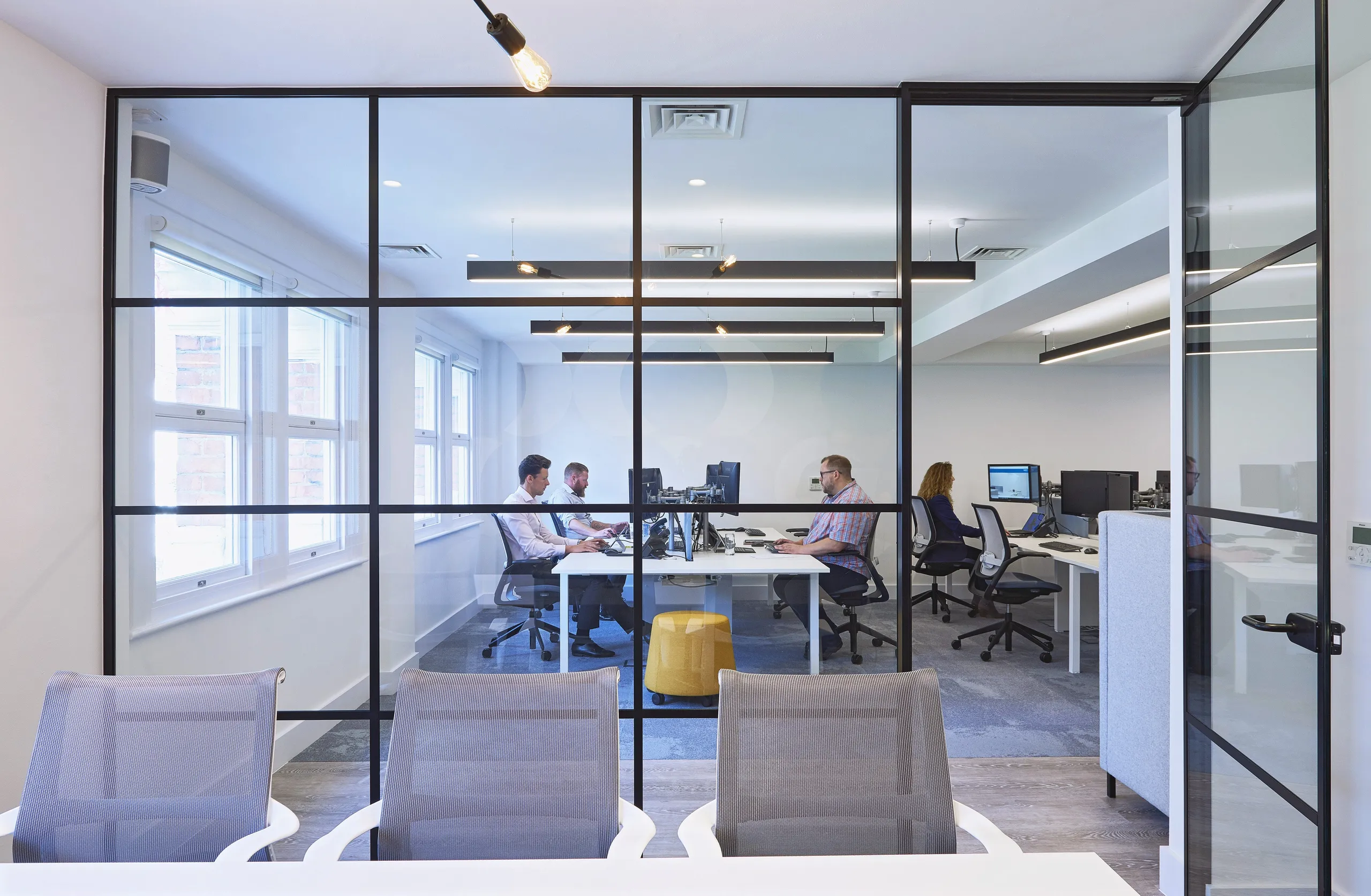 Open Contracts, office interior by TSI Workspace, photo 5