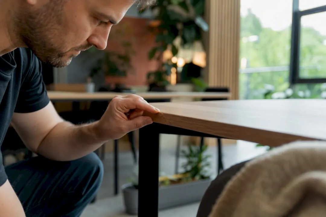 Office furniture returns UK: your rights and retailer rules
