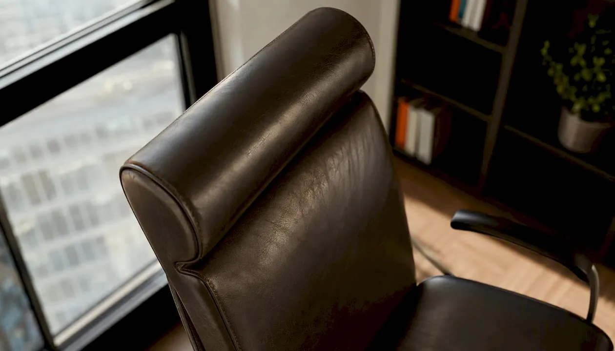 High back executive leather office chairs: UK procurement guide