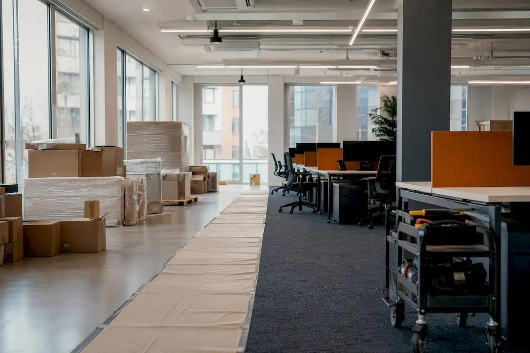 Phased furniture installation: how to plan a staged office fit-out