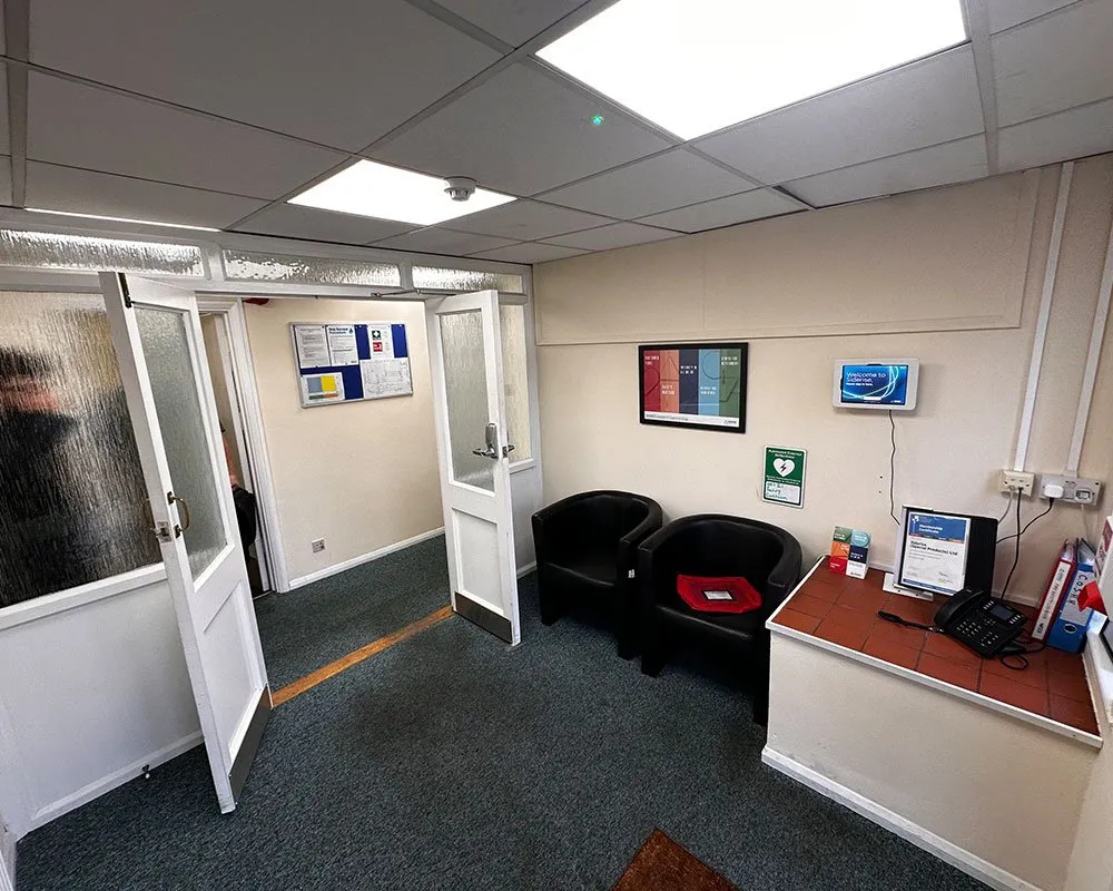 Siderise office renovation, before (2)