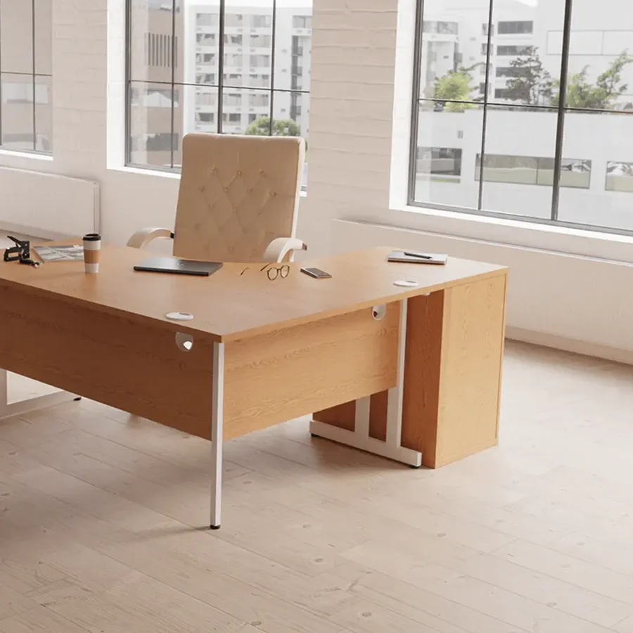 Impulse Cantilever Crescent Desks