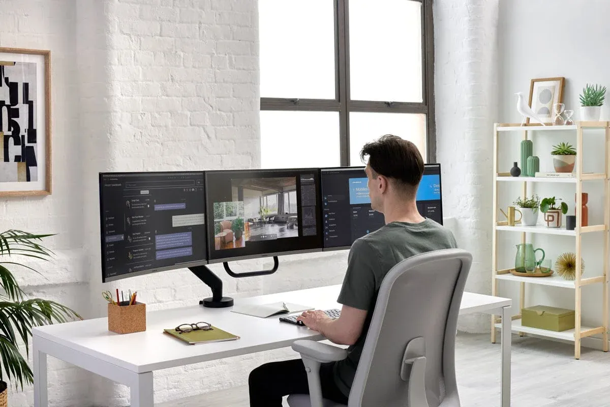 Colebrook Bosson Saunders Flo X Triple Monitor Arm Accessories Colebrook Bosson Saunders White